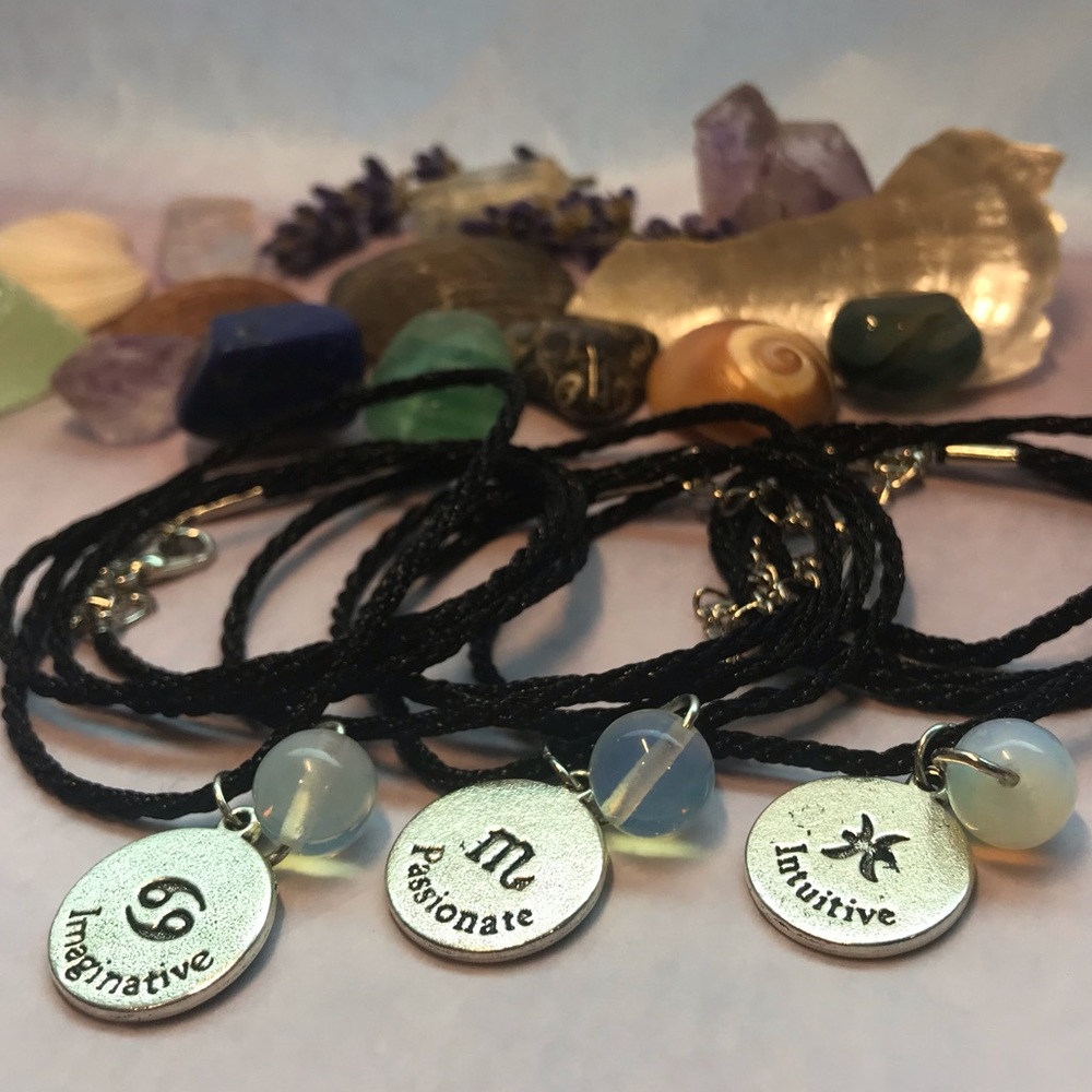 HP! 🥳 ZODIAC MOONSTONE NECKLACE — WATER 💙 - Picture 11 of 11